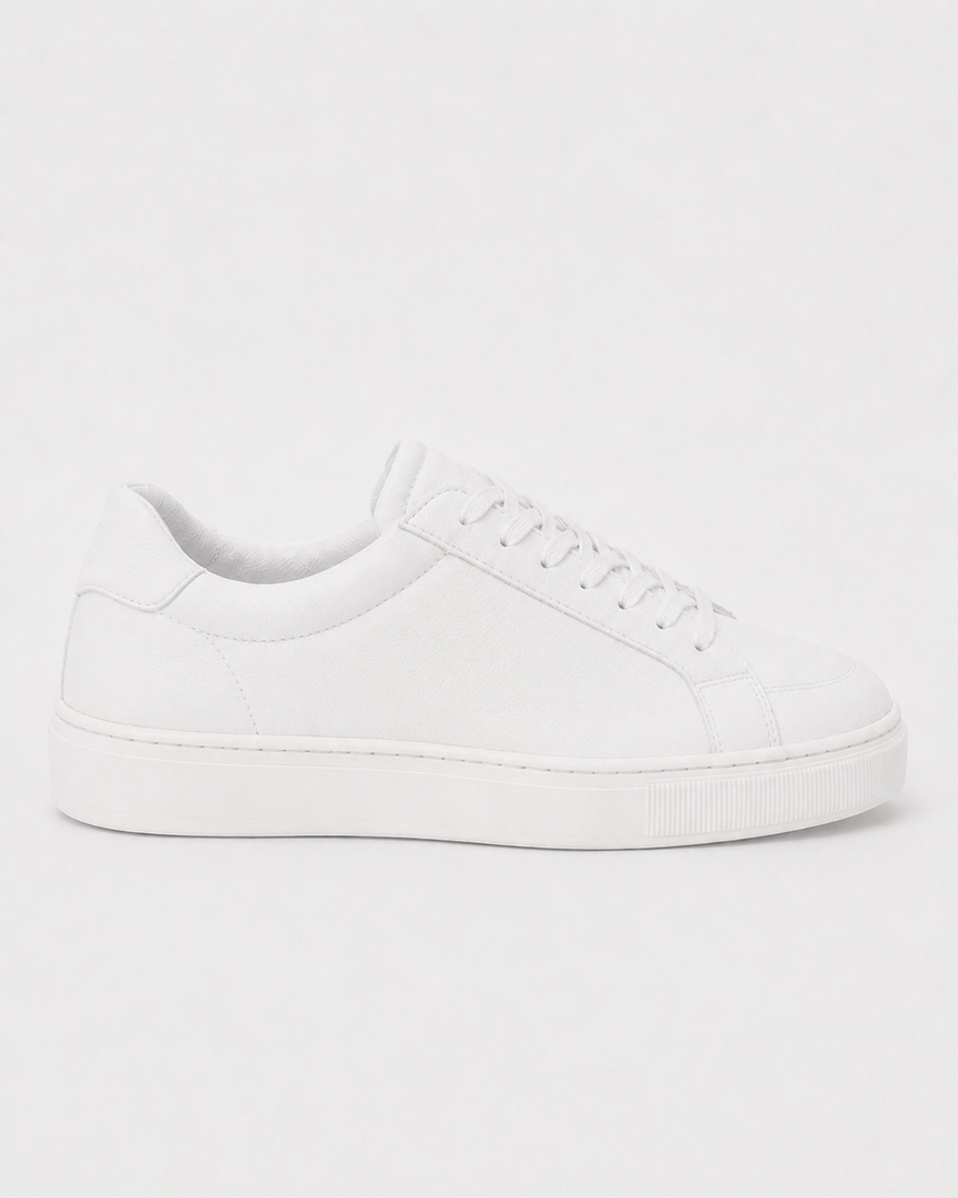Classic Low Sneaker